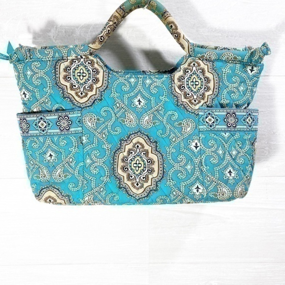 Vera Bradley women’s tote